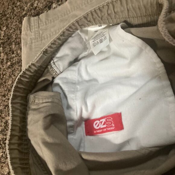 DEAL 4 PAIRS!!!🎉🎉🎉Men's Khaki Cargo Shorts Deal for 4 Pairs - Picture 6 of 14